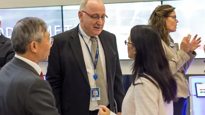 תערוכת קרניים של תקווה