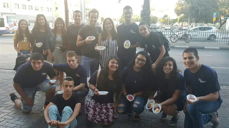 Молодые активисты "Ликуда" в Южном Тель-Авиве