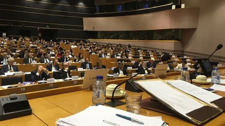 הועידה לבחינת מצב הקהילות