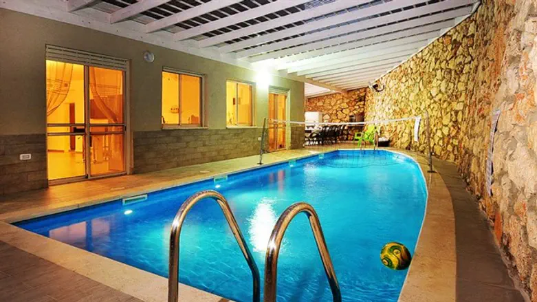 וילות לתדיים