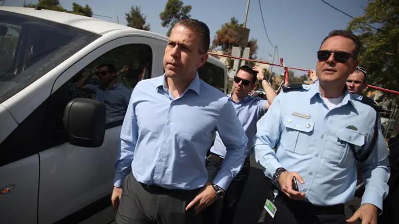 Minister Erdan at site of attack
