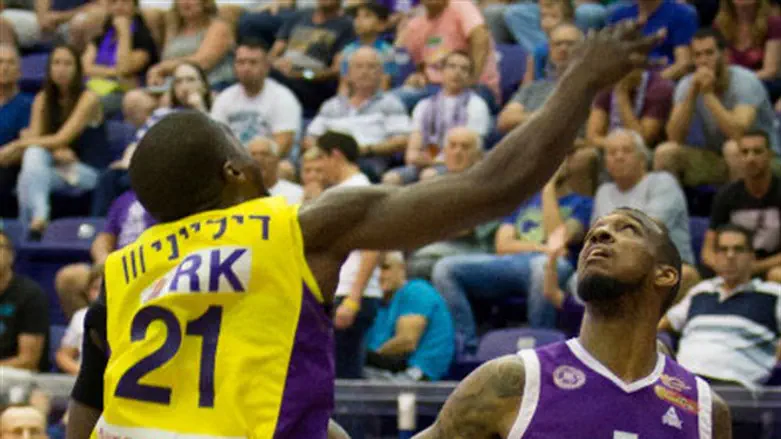 בראון ודילייני הערב. רק אחד מהם מצא את הניצחון