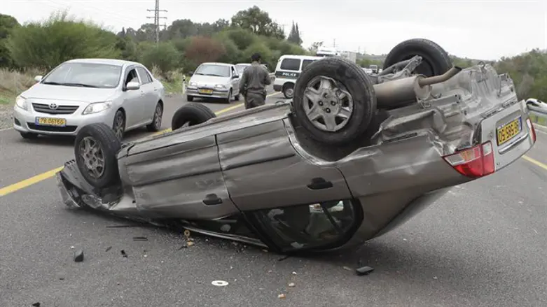 Car crash (illustration)