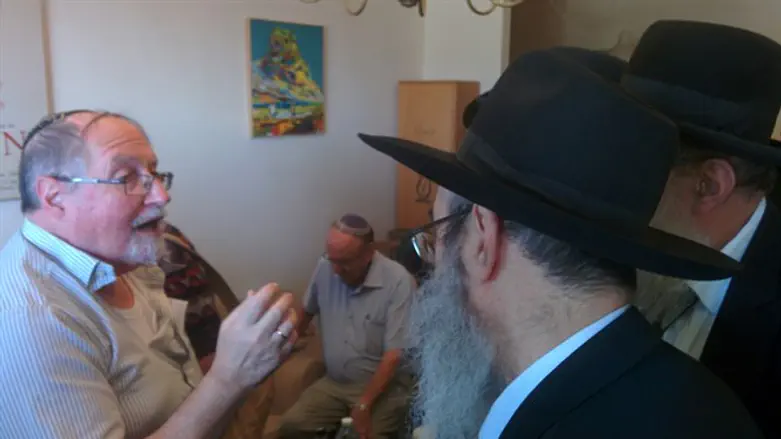 Chabad representatives console
