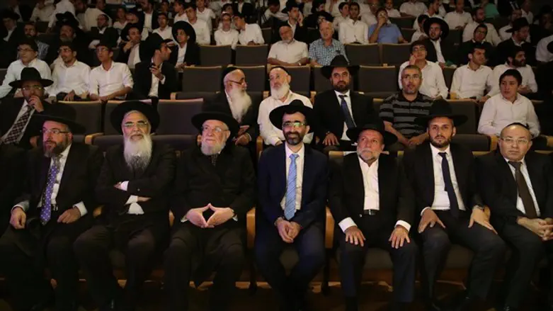 מצדיעים לכותבי החיבורים ההלכתיים