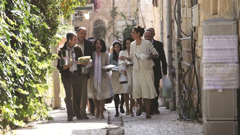 הכוח הנשי מוביל. 'ישמח חתני'