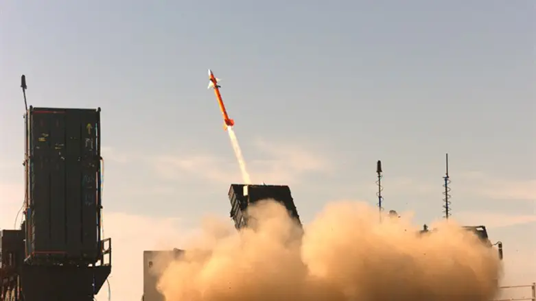 מערכות הירי בפעולה