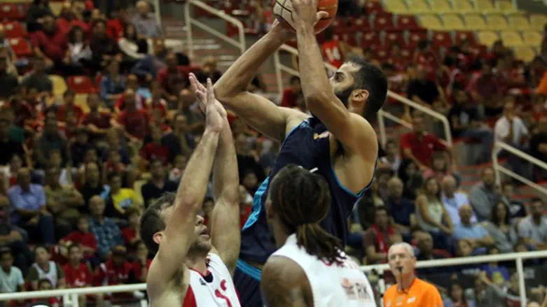 רות'בארט מאילת מנסה לגבור על שחקני גלבוע הערב