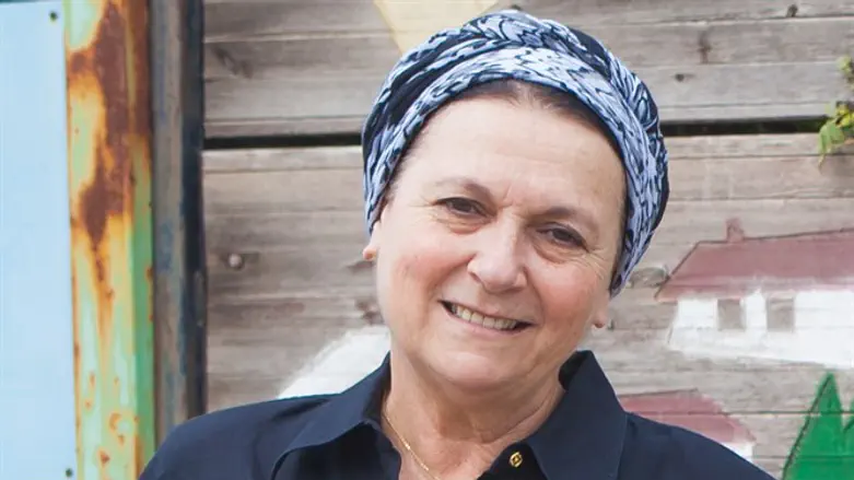 Даниэлла Вайс