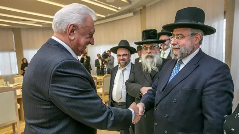 Раввины в белорусском парламенте