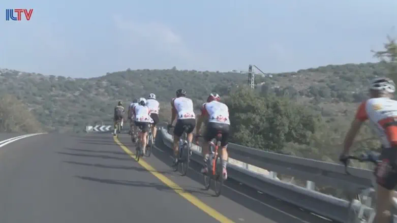 Canadian cyclists join disabled IDF vets