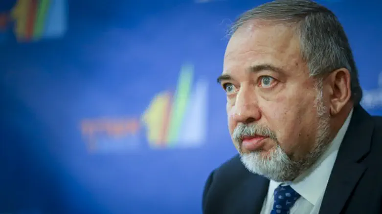 Авигдор Либерман