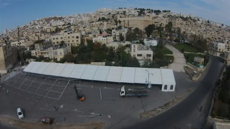 האוהל המיוחד לשבת חברון