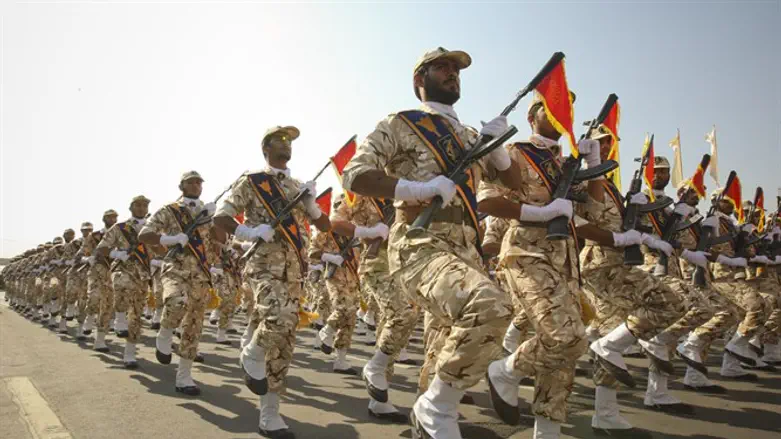 Iranian Revolutionary Guard soldiers