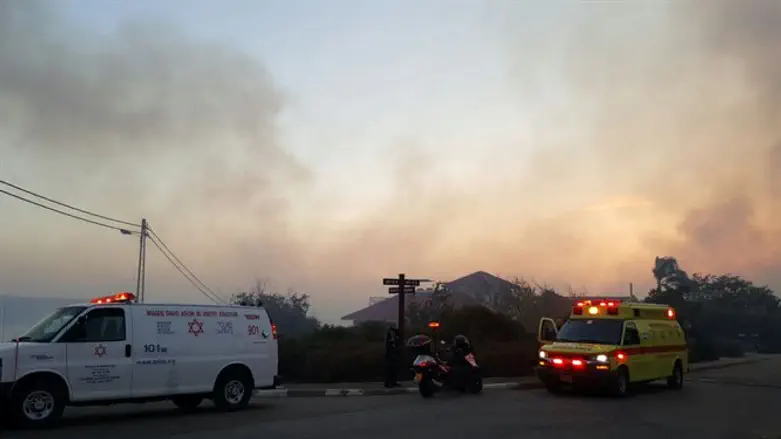 ניידות מד"א, במהלך הטיפול באחת הדליקות