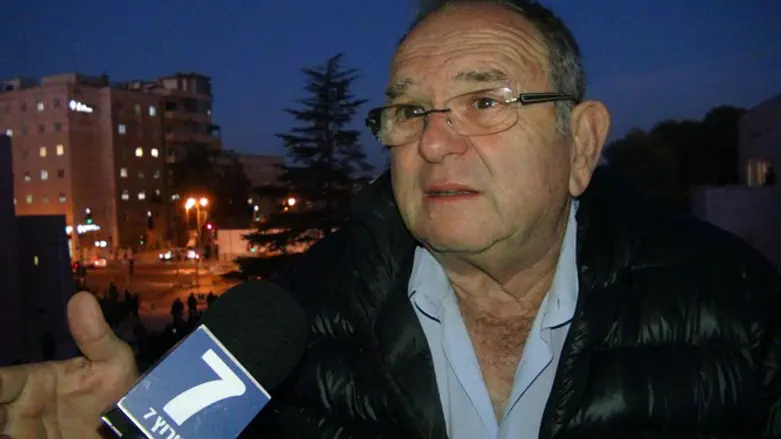 אברהם דובדבני