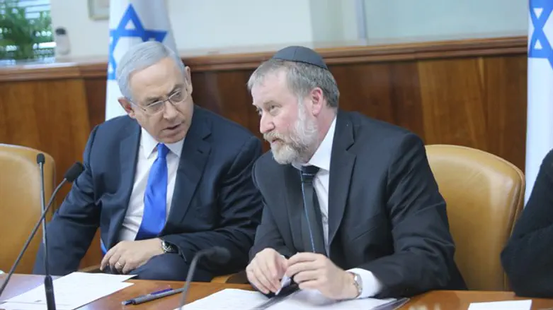 אין קרבה. נתניהו ומנדלבליט