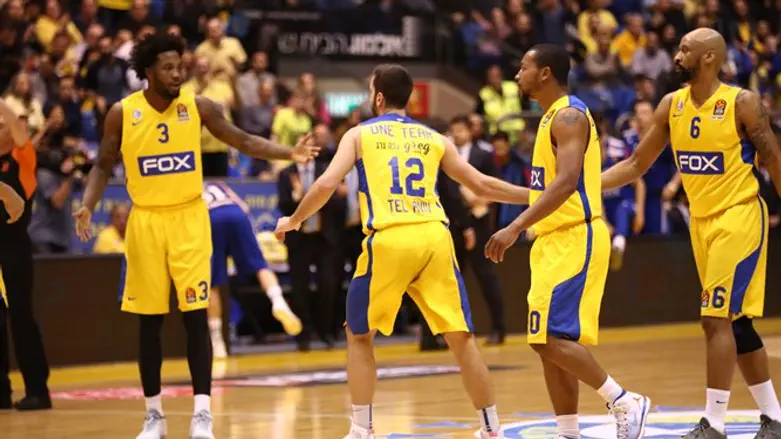 שחקני מכבי תל אביב