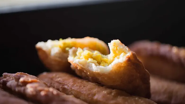 סמבוסק במילוי חומוס