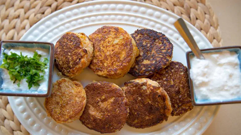 לביבות דלעת במילוי גבינת עיזים