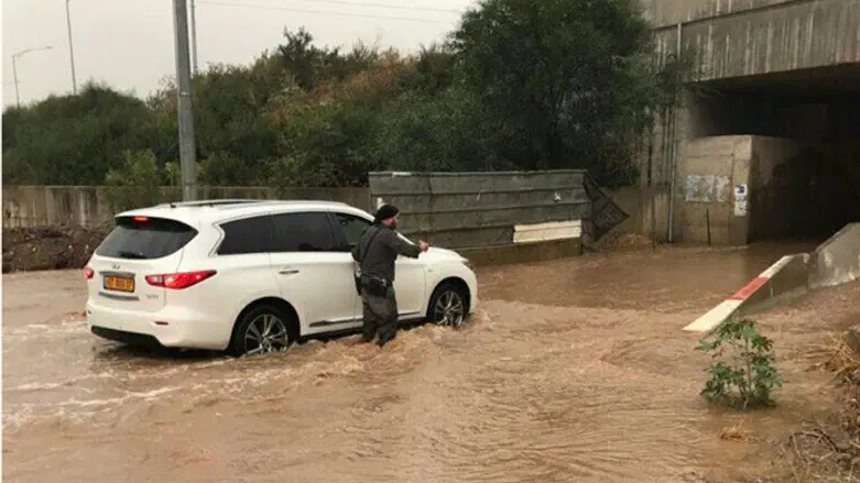 Спасение граждан Израиля в Кфар-ХАБАД