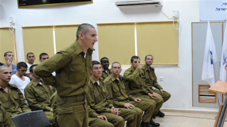 למצולמים אין קשר לידיעה