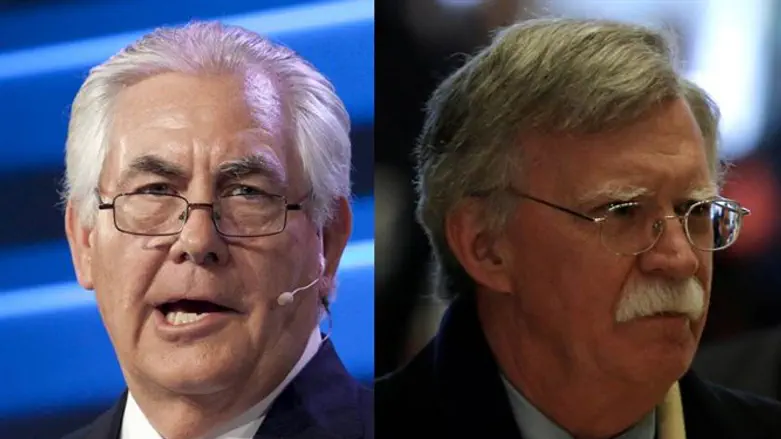 טילרסון (משמאל) ובולטון