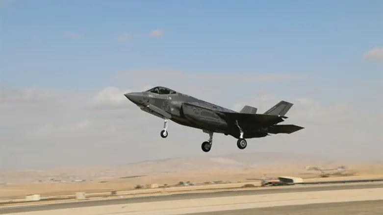Истребитель-бомбардировщик F35