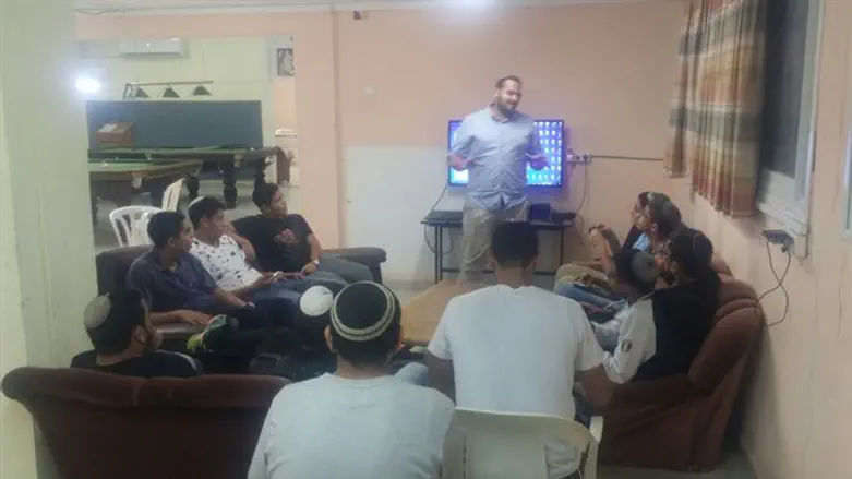 אהרון קרוב בשיחת מוציבטיה