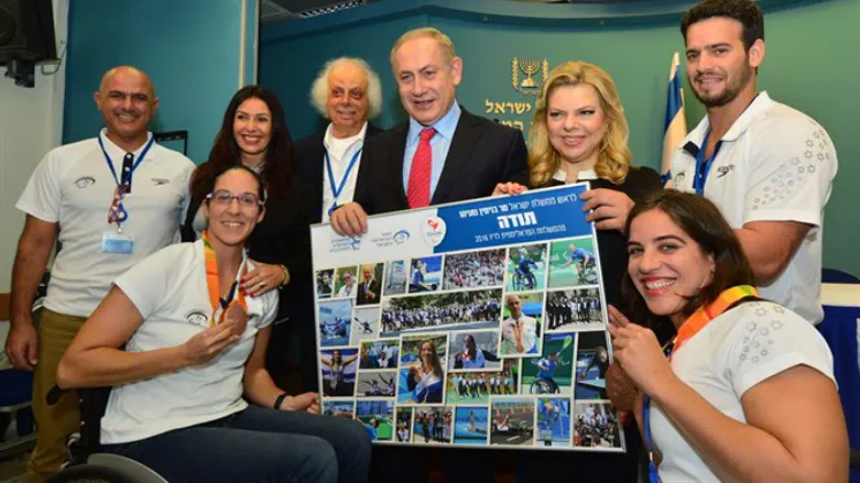 נתניהו ורגב עם הספורטאים הפראלימפיים