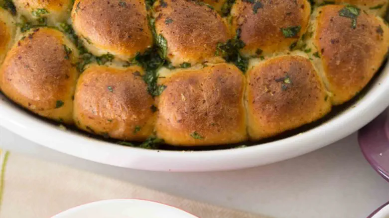 לחמניות שום