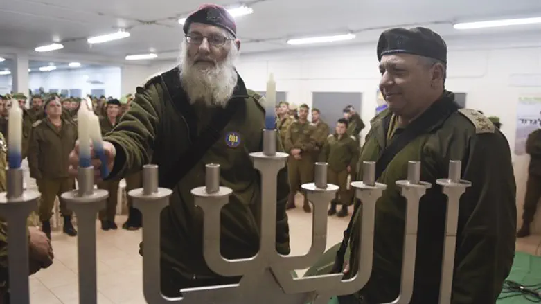 איזנקוט והרב קרים