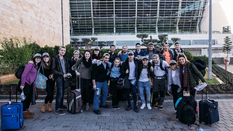 Group photo of Olim