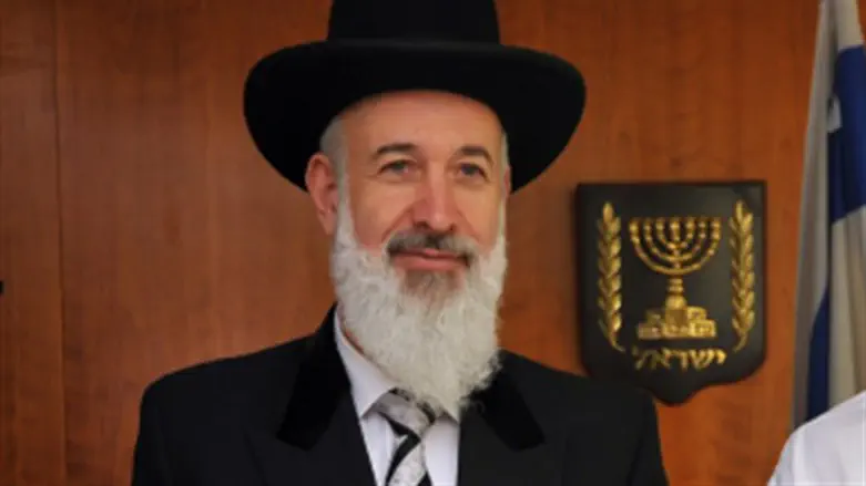 הרב יונה מצגר