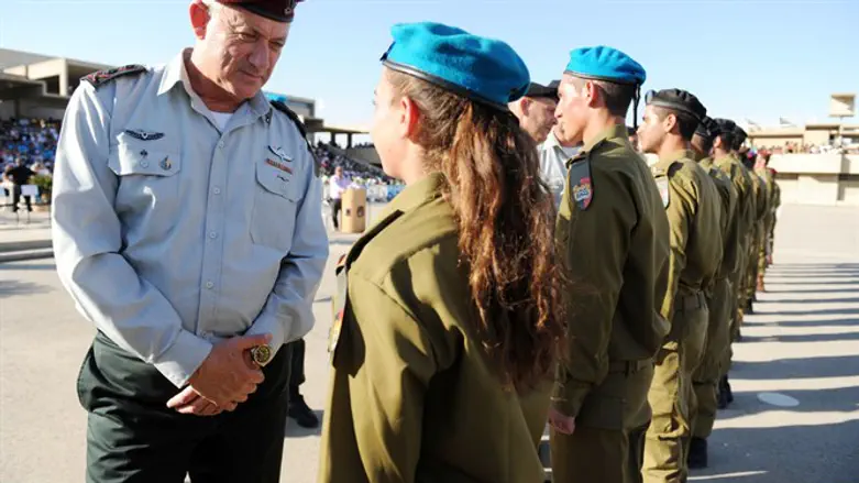 טקס Graduation ceremony at Training Base 1