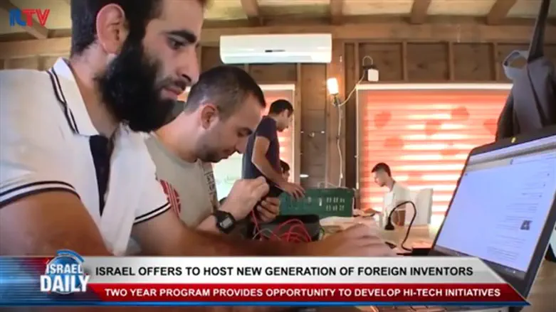 Geniuses wanted for high-tech initiatives