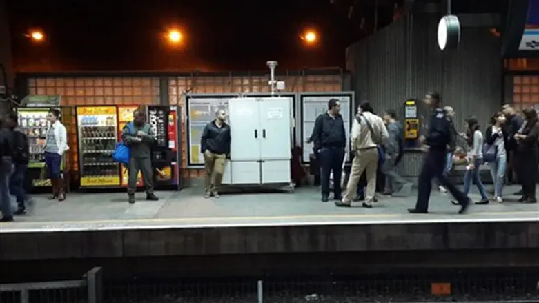 תחנת ניטור ברכבת השלום