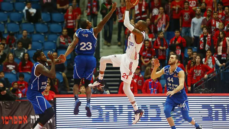 לא כוחות. הערב בהיכל הפיס ארנה