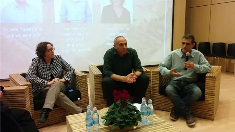 מימין: מוסי רז, מוטי יוגב ויעל כאן פארן