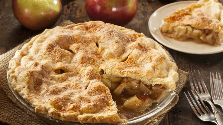 עוגה פאי תפוחים בישול אפיה מתכון מתכונים אוכל מזון קינוח