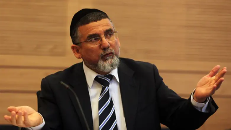 יצחק ועקנין