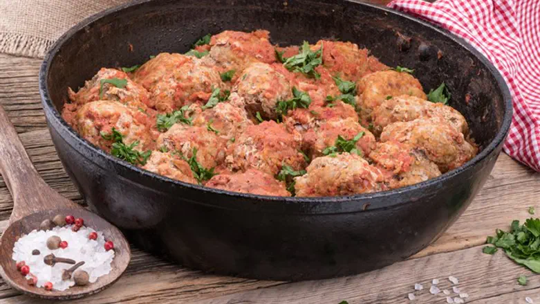 בשר טחון תבשיל קציצות מתכון מתכונים בישול אפיה מטבח אוכל מזון תזונה