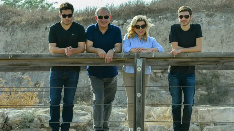 לא רוצה שיכתבו על אשתי והילדים בעיתונים. נתניהו