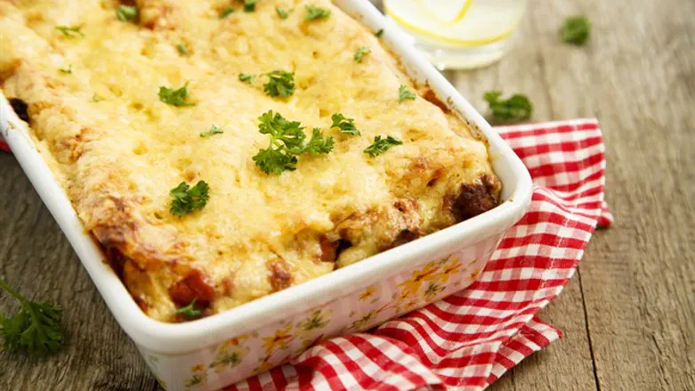 לזניה אפיה פשטידה חלבי מתכונים בישול מתכון