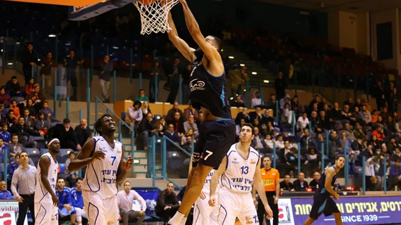 רותבארט הערב. הטביע את קריית גת