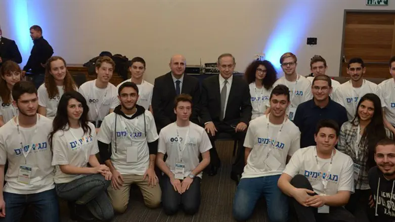 נתניהו עם התלמידים