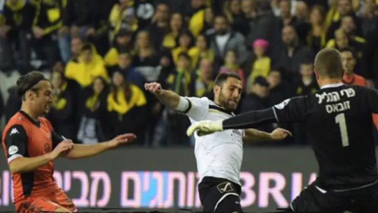 שכטר. חוזר לסגל הנבחרת