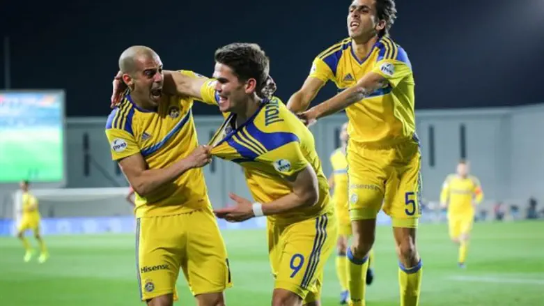 שוב קיארטנסון. מאבק האליפות נפתח מחדש