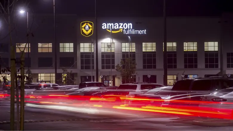 Amazn storeן