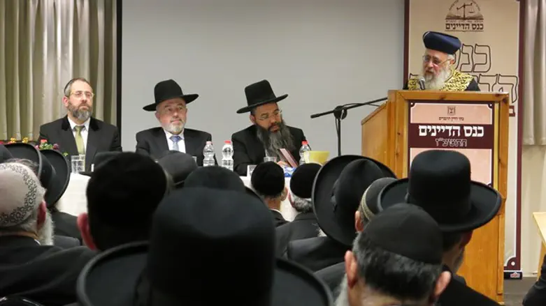 Rabbi Yosef at Rabbinical Convention